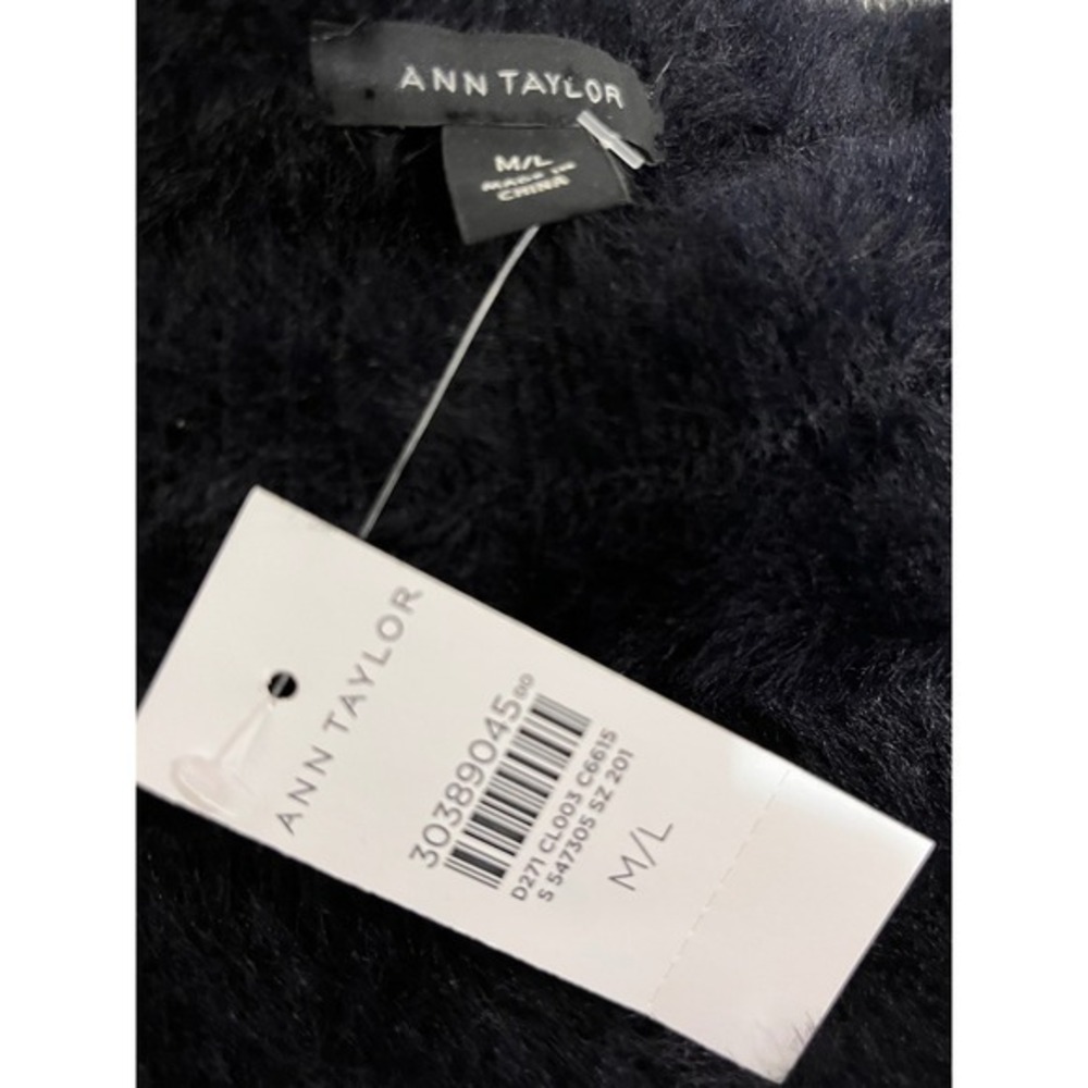 Ann Taylor Womens‎ Medium Large  Fuzzy Knit Pullover Poncho Color Block M/L New - Picture 6 of 9